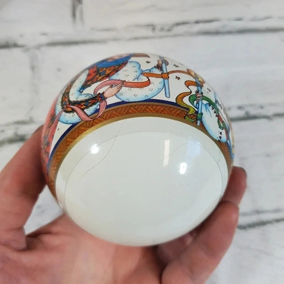 1980s Old World Angels Collectors Hallmark Keepsake Ornament HM2 - Picture 9 of 9